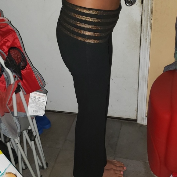 Yoga's - Picture 3 of 4